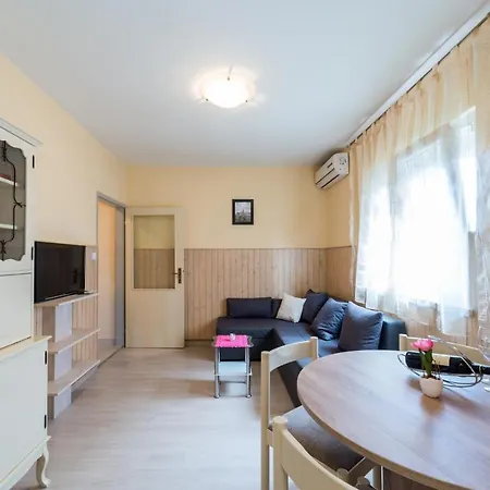Holiday home Holiday Romarie Zadar
